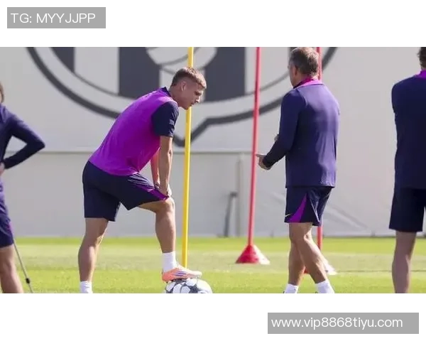 西班牙国家队宣布奥尔莫因左腿肌肉不适将返回巴萨接受治疗