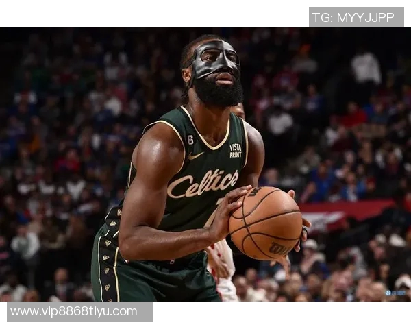 杰伦布朗分享全队胜利喜悦强调持续学习与进步的重要性