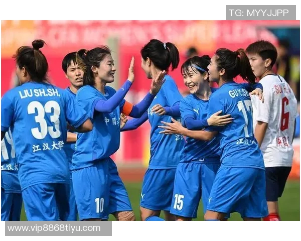 王霜呼吁关注国家队与女超联赛提升水平助力人才培养与发展